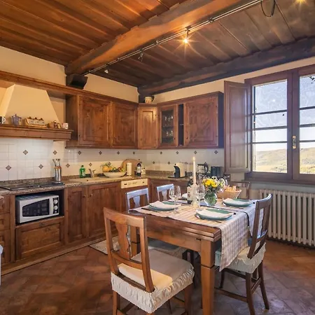 Il Colombaio By Vacavilla فيلة غايولي إن كيانتي